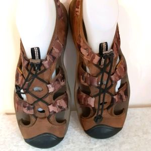 Mens 10.5 Keen Waterproof Newport Sandals